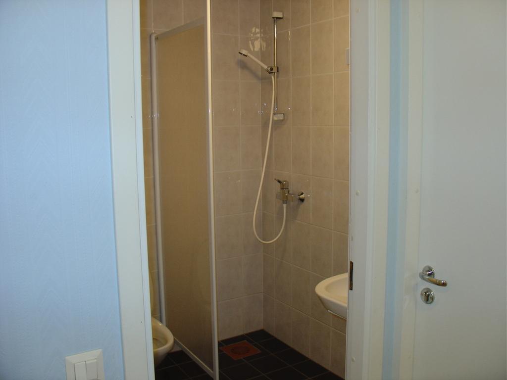 Kuressaare Airport Guest House Rom bilde